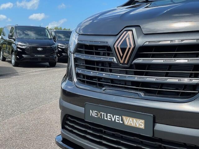 Ford TRANSIT CUSTOM 320 2.0 TDCI L2H1 136 PK NEXT LEVEL EDITION Camera / Apple Carplay