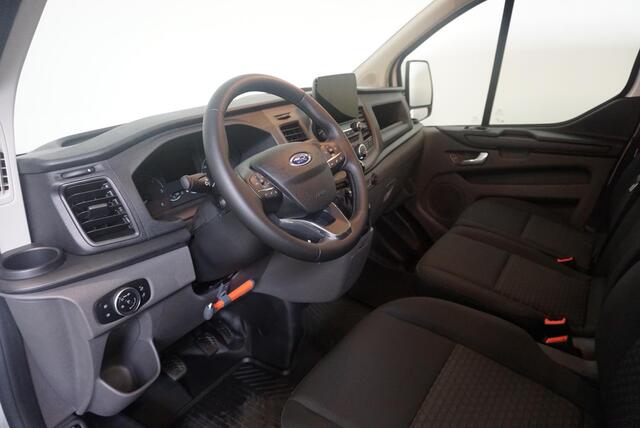 Ford TRANSIT CUSTOM 300 2.0 TDCI L2H1 Trend Dubbele Cabine Airco| Bluetooth| Navi| Trekhaak|