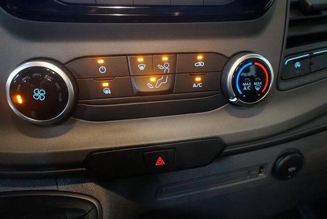 Ford TRANSIT CUSTOM 300 2.0 TDCI L2H1 Trend Dubbele Cabine Airco| Bluetooth| Navi| Trekhaak|