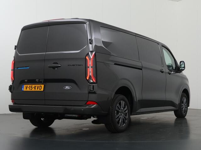 Ford TRANSIT CUSTOM E-Transit 340 | L2 H1 | LIMITED | 65 kWh | 218 PK | 328 KM WLTP | ADAPTIVE CRUISE | LED | STOELVERWARMING | PARKEERPAKKET | NAVIGATIE | 2-ZITS | ELEKTRISCHE TREKHAAK | LAADRUIMTE PAKKET | SNEL LADEN | CARPLAY / ANDROID AUTO | 2300 KG AHW