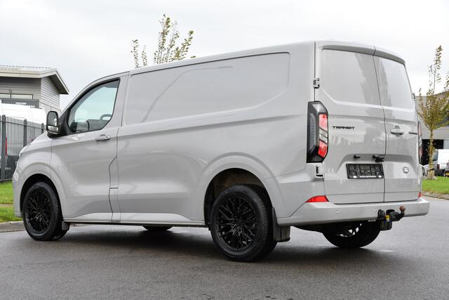 Ford TRANSIT CUSTOM 300 2.0 TDCI L1H1 Limited PB Edition Virtual, Adaptieve Cruise, Carplay, LED, Stoelverwarming, 136pk, Automaat, Trekhaak, Multimedia, Uniek!