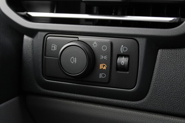 Ford TRANSIT CUSTOM 340 2.5 PHEV L2H1 Limited 232pk - 8 zits - Adaptive Cruise - Blind spot - Navi - Stuurverwarming - Airco achterin - Incl BPM - Rijklaar