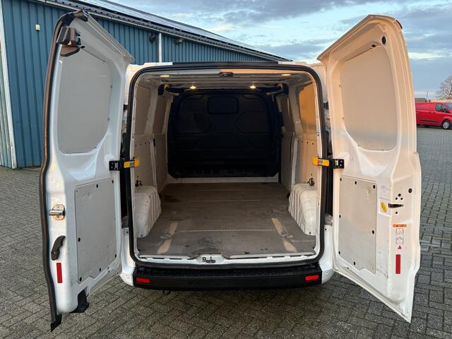 Ford TRANSIT CUSTOM 300 2.0 130Pk TDCI L2H1 Trend / Cruise / Airco / Apk t/m 11-12-2026