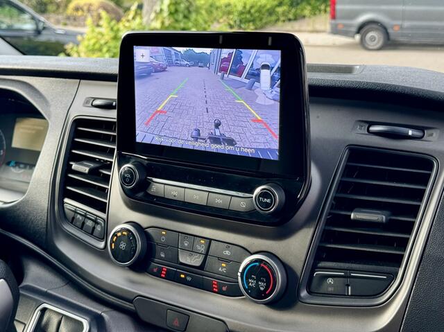 Ford TRANSIT CUSTOM 340 2.0 TDCI L2H1 130PK Trekhaak Camera Leder Stoelverwarming