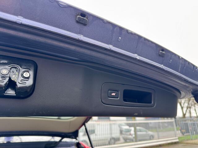 Honda CR-V 2.0 4WD Executive 1-Eig. Panodak, Leer, Navi, Camera, Haak 1700kg