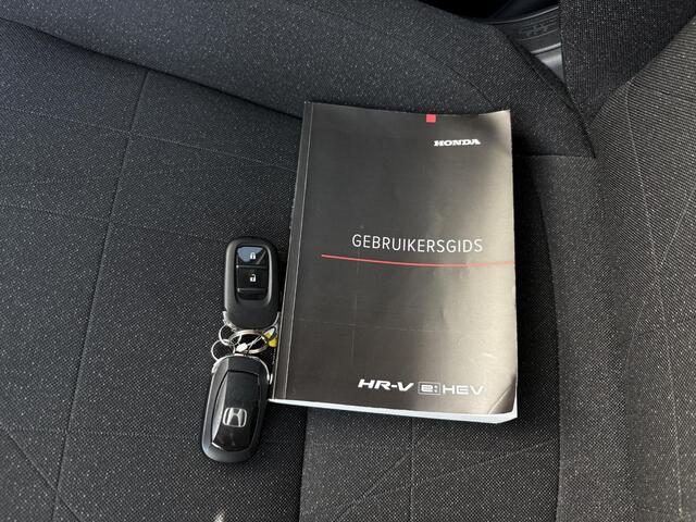 Honda HR-V 1.5 e:HEV Elegance / Airco / Stoelverwarming / Cruise control / Navigatie /