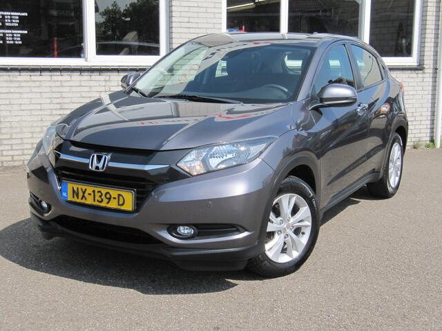 Honda HR-V 1.5 i-VTEC Elegance trekhaak 4 seizoenbanden