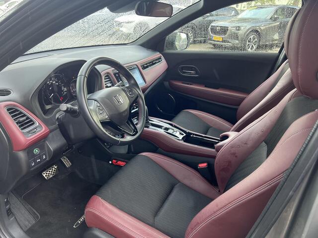 Honda HR-V 1.5 i-VTEC Turbo Sport AUTOMAAT | TREKHAAK | ACHTERUITRIJCAMERA | STOELVERWARMING | NAVIGATIE | LM VELGEN | PARKEERSENSOREN V + A | RIJSTROOKBEGELEIDING |