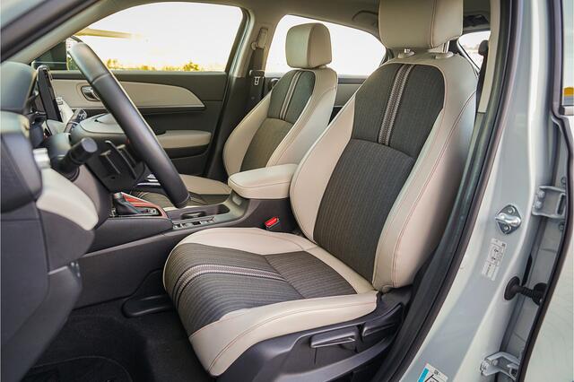 Honda HR-V 1.5i e:HEV ADVANCE STYLE - FULL HYBRID - TWO-TONE - ALL WEATHERS