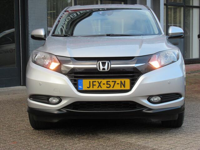Honda HR-V 1.5 i-VTEC Elegance 130-PK| Automaat | Clima-Airco | Navigatie | Parkeersensoren | Incl. BOVAG Garantie | Bluetooth | Lichtmetalen velgen |