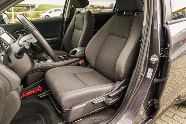 Honda HR-V 1.5i VTEC ELEGANCE - AUTOMAAT - TREKHAAK - PRIVACY GLASS - LED