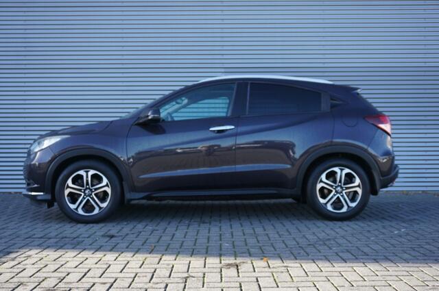 Honda HR-V 1.5 i-VTEC Executive TREKHAAK | PANO | NAVI