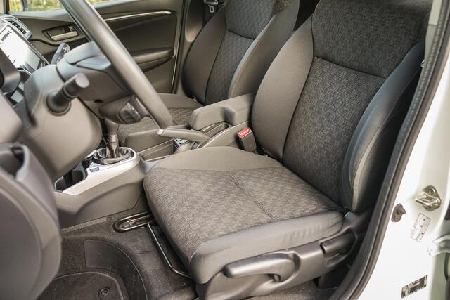 Honda JAZZ 1.3i V-TEC COMFORT - STOELVERWARMING - ALL WEATHERS