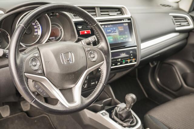 Honda JAZZ 1.3i V-TEC ELEGANCE - CAMERA - STOELVERWARMING