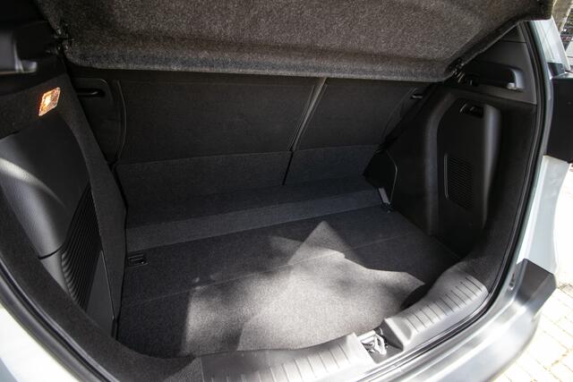 Honda JAZZ 1.5 e:HEV Crosstar - All-in rijklrprs | Honda Sensing | Apple cp/Android auto