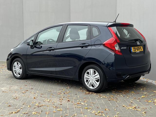 Honda JAZZ 1.3 i-VTEC Trend / Verwarmde Voorstoelen / Cruise Control / Bluetooth / Airco / Radio /