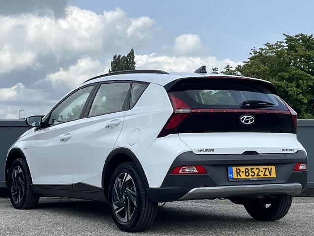 Hyundai Bayon 1.0 T-GDI 100 PK Comfort Smart | Navigatiesysteem Full Map | Achteruitrijcamera | Lmv Bi-color |
