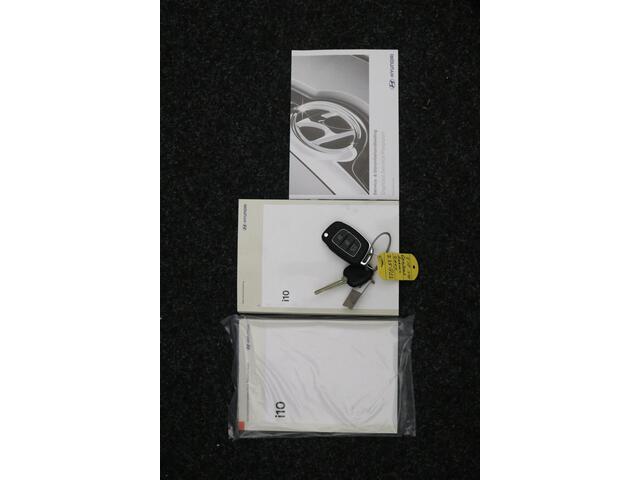 Hyundai I 10 1.0 Comfort 5-zits / Apple Carplay/Android Auto / Airco / Cruise Control / Bluetooth /