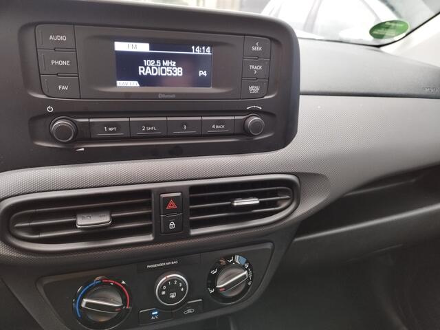 Hyundai I 10 1.0 Select ** 5 STUKS ** 5 DRS ** Airco ** Cruise ** PDC ** Stoelverwarming **