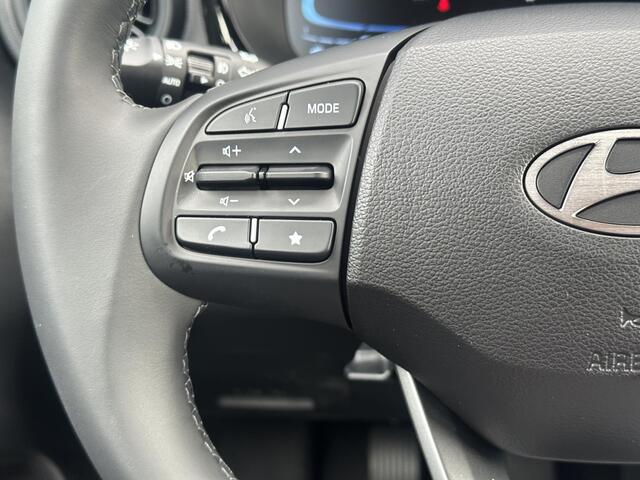 Hyundai I 10 1.0 Comfort Smart Navigatie / cruise / Sport Pakket / Parkeersensoren Achter /