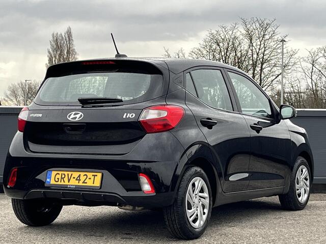 Hyundai I 10 1.0 Comfort Smart |¤2800 KORTING|CAMERA|NAVIGATIE|APPLE CARPLAY & ANDROID AUTO|