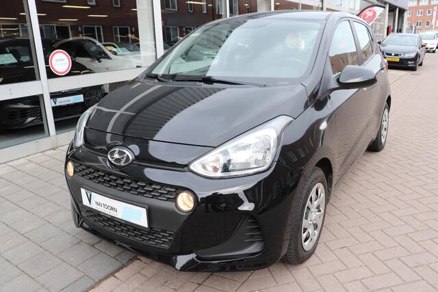 Hyundai I 10 1.0i Comfort 5p. Automaat Stoel/stuur verwarming, lage km stand