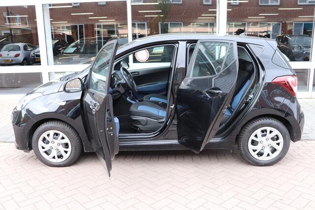 Hyundai I 10 1.0i Comfort 5p. Automaat Stoel/stuur verwarming, lage km stand