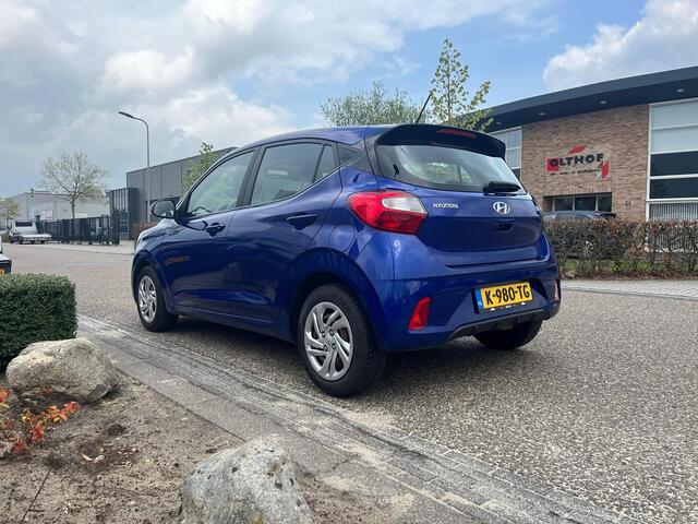 Hyundai I 10 1.0 Comfort Smart | Carplay | NAVI | Cruise | Achteruitrijcamera | All seasonbanden | Airco | 5 Deurs