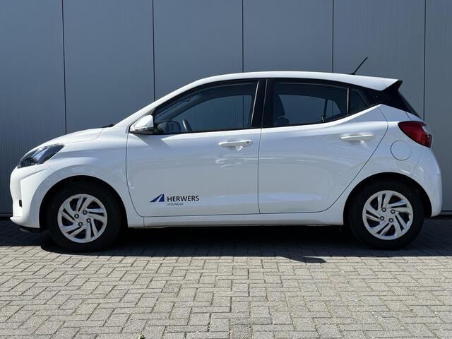 Hyundai I 10 1.0 Comfort Smart / Navigatie / Airco / Cruise Control / Apple Carplay & Android Auto / Digitaal Dashboard / Elek. Ramen Voor / Leder Multifunctioneel Stuur /