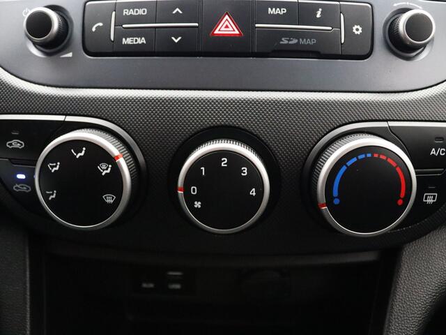 Hyundai I 10 67pk i Comfort Airco | Cruise | Carplay | Navi | Parkeersens. achter