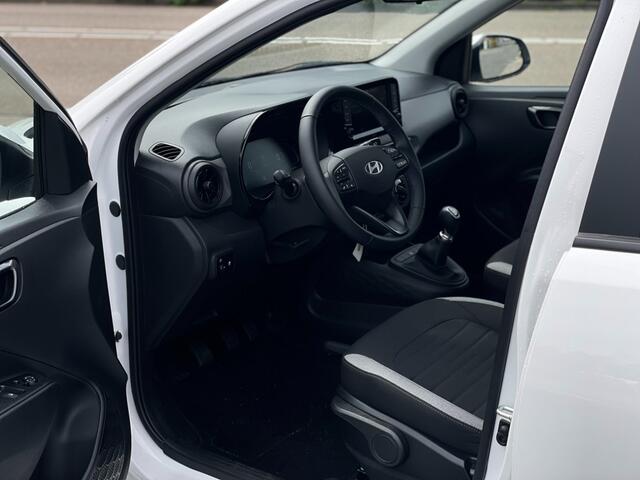 Hyundai I 10 1.0 COMFORT SMART CAMERA CRUISE DIGITAAL DASHB.