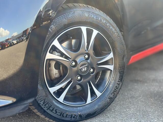 Hyundai I 10 1.0i Comfort / Carplay / Lichtmetalen velgen