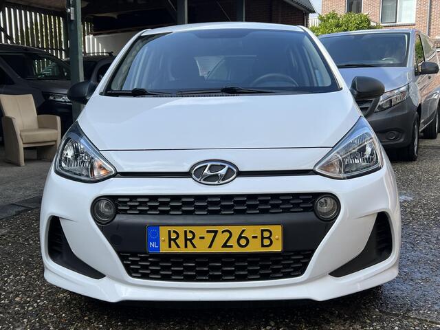 Hyundai I 10 1.0i i-Drive 2018 85000KM NAP 1e eigenaar btw-auto nieuwe APK+grote beurt