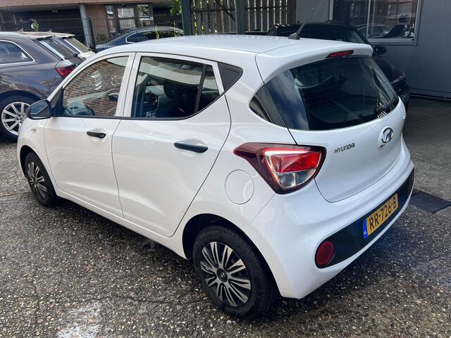 Hyundai I 10 1.0i i-Drive 2018 85000KM NAP 1e eigenaar btw-auto nieuwe APK+grote beurt
