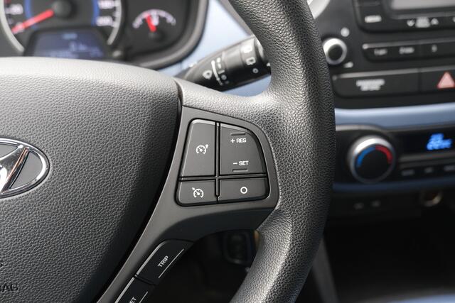 Hyundai I 10 BWJ 2017 | 1.0i 66PK i-Motion Comfort | CLIMA | CRUISE | RADIO/CD | EL RAMEN | EL SPIEGELS |