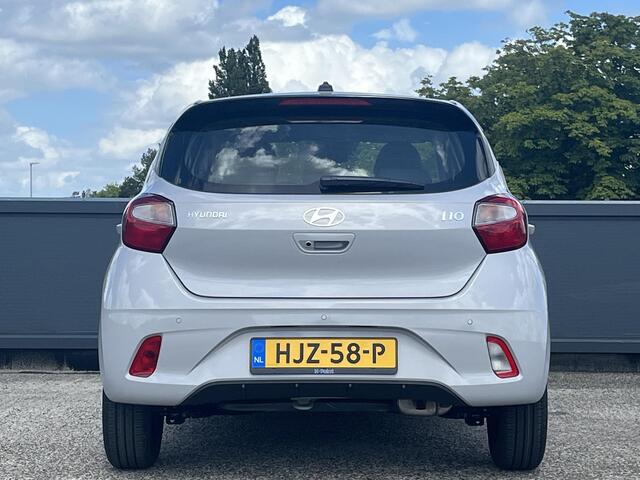 Hyundai I 10 1.0 67PK Comfort Smart 5-zits Automaat | Direct leverbaar | Camera | Geïntegreerde navigatiesysteem | Fabrieksgarantie 05-2030 |
