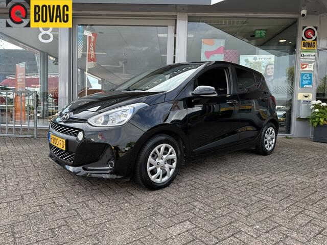 Hyundai I 10 1.0i Premium | Verwarmde stoelen + stuur | Carplay | Airco | Cru
