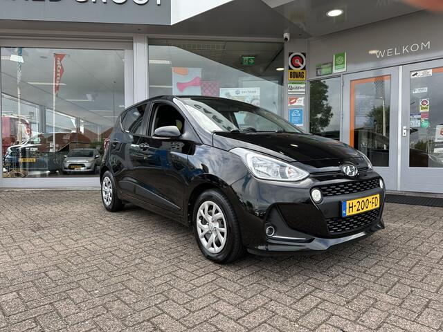 Hyundai I 10 1.0i Premium | Verwarmde stoelen + stuur | Carplay | Airco | Cru