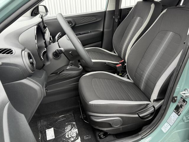 Hyundai I 10 1.0 Comfort / ¤800,- Voordeel / Direct Beschikbaar / Navigatie / Cruise / Airco / Apple carplay&Android Auto /