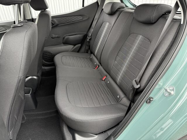 Hyundai I 10 1.0 Comfort / ¤800,- Voordeel / Direct Beschikbaar / Navigatie / Cruise / Airco / Apple carplay&Android Auto /