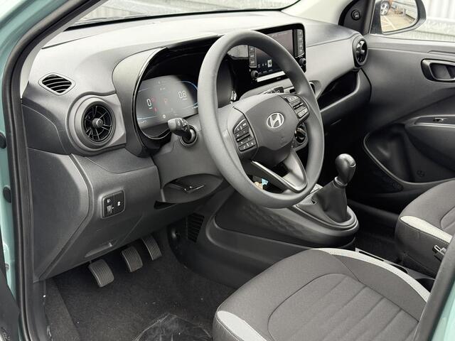 Hyundai I 10 1.0 Comfort / ¤800,- Voordeel / Direct Beschikbaar / Navigatie / Cruise / Airco / Apple carplay&Android Auto /