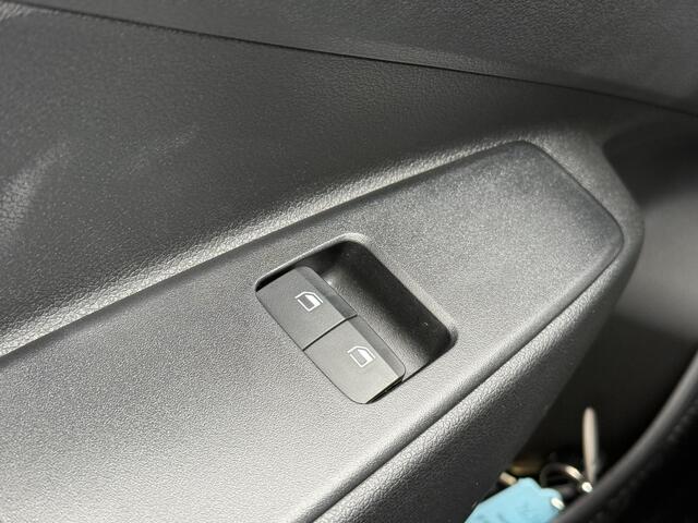 Hyundai I 10 1.0 Comfort / ¤800,- Voordeel / Direct Beschikbaar / Navigatie / Cruise / Airco / Apple carplay&Android Auto /