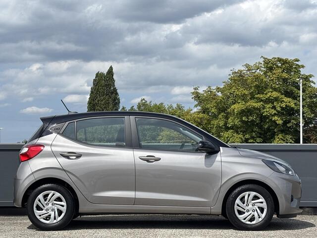 Hyundai I 10 1.0 Comfort Smart | NAVIGATIE | CAMERA | APPLE CARPLAY | 1 EIGENAAR |