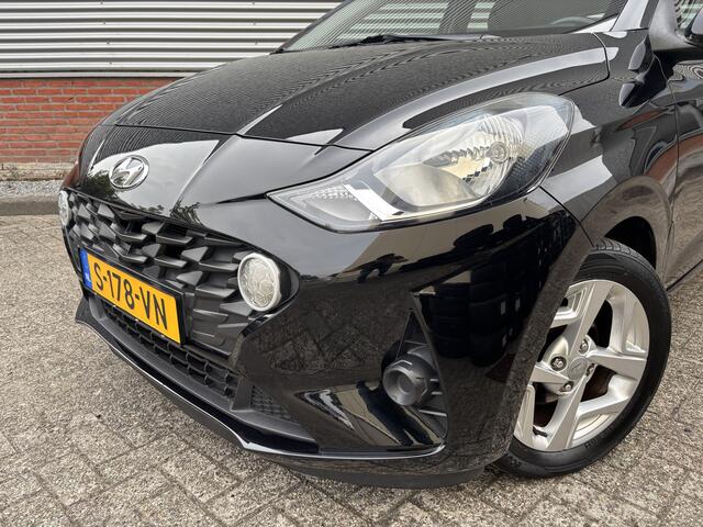 Hyundai I 10 1.0 Comfort 5-zits | Automaat | Achteruitrijcamera | CarPlay | Lichtmetalen Velgen |