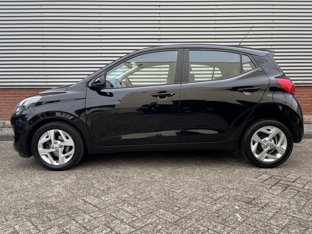 Hyundai I 10 1.0 Comfort 5-zits | Automaat | Achteruitrijcamera | CarPlay | Lichtmetalen Velgen |