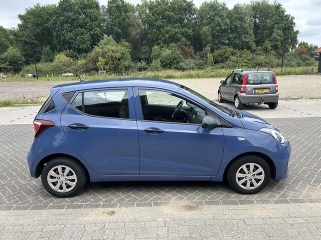 Hyundai I 10 1.0i i-Motion Airco Cv Led Nap
