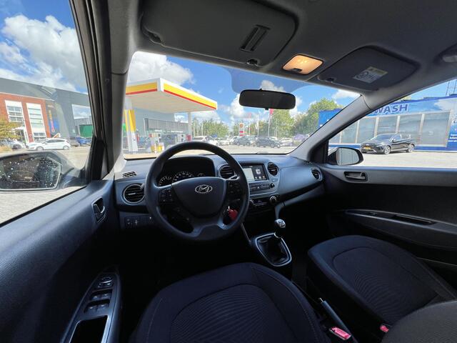 Hyundai I 10 1.0i Go! 2018 | NAV | Bluetooth | Cruise control | Apple/ android carplay