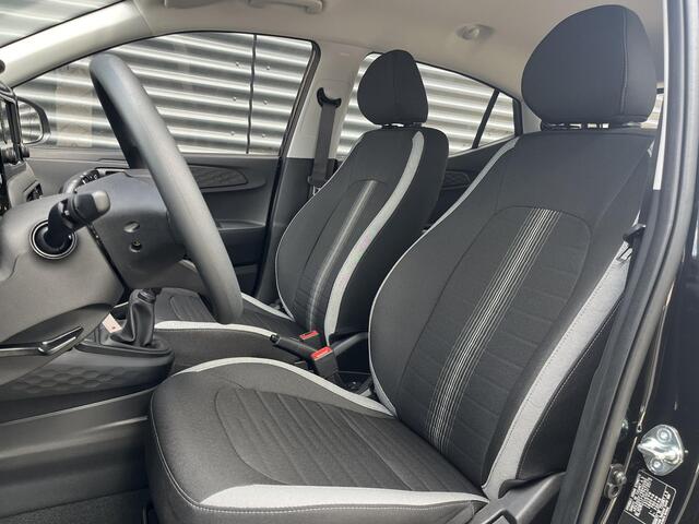 Hyundai I 10 1.0 Comfort | ¤2500 KORTING | CAMERA | PARKEERSENSOREN | NAVIGATIE | APPLE CARPLY & ANDROID AUTO | NIEUW UIT VOORRAAD