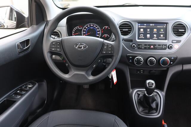 Hyundai I 10 1.0i Comfort NL-Auto!! Navigatie I PDC i Airco