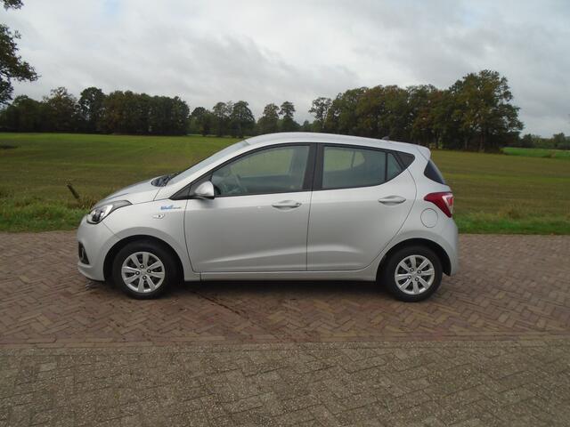Hyundai I 10 1.0i i-Motion Comfort ALL SEASON CRUISE CONTR